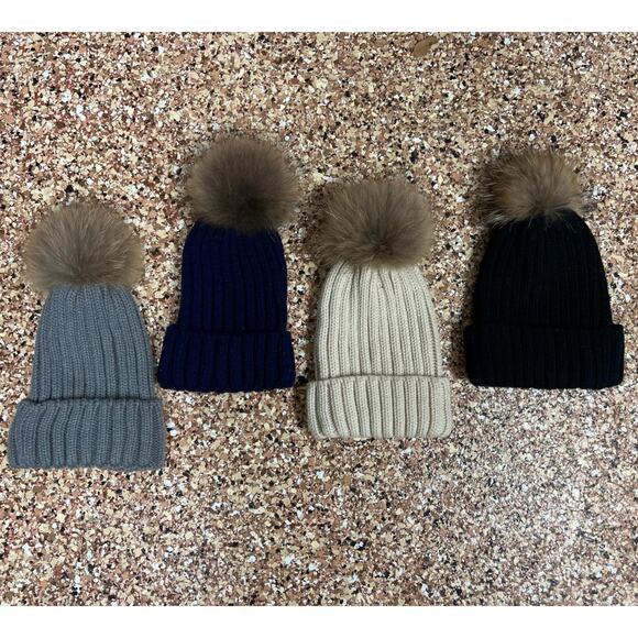 Kemo Sabe Aspen Ribbed Knit Beanie Fox Fur Pom – Gray | Navy | Cream | Black - Picture 13 of 13